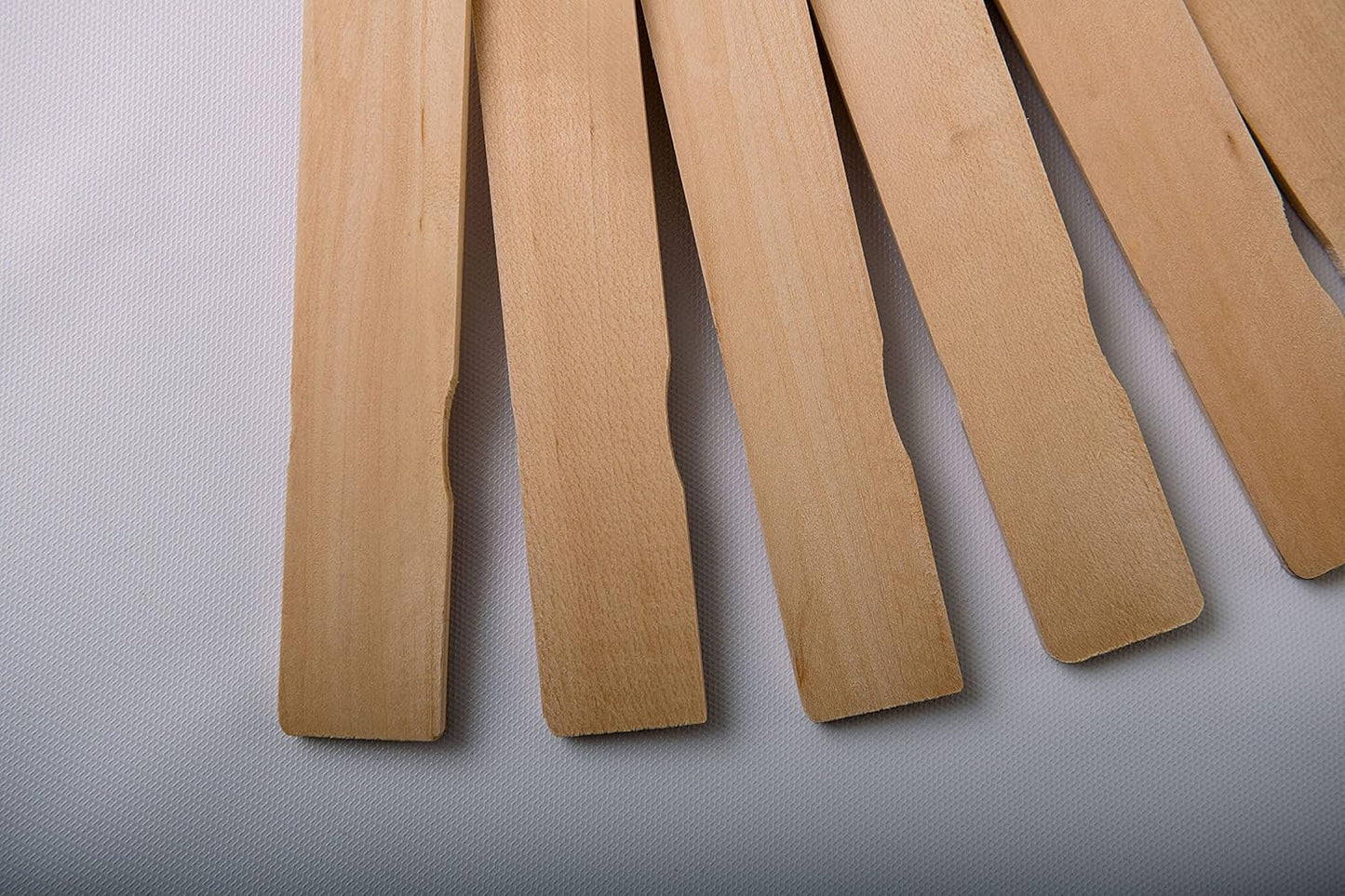 American-Made Basswood Paint Stir Sticks, 21" x 1-1/8" x 1/4", Professional-Grade Mixing Paddles for 5-Gallon Buckets, Industrial Use, Art & Craft Projects, Henry Bukke's Best®